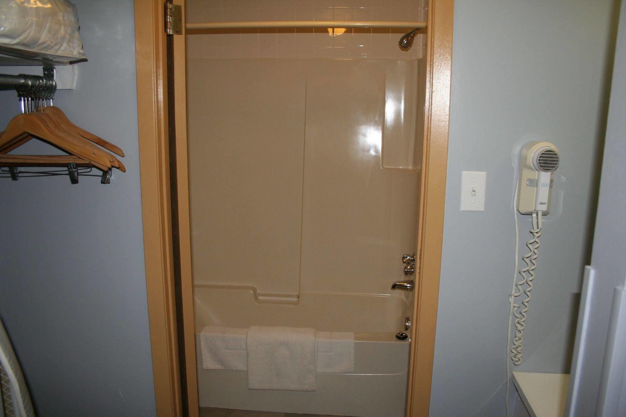 St Christopher'S Hotel Channel-Port aux Basques Ngoại thất bức ảnh